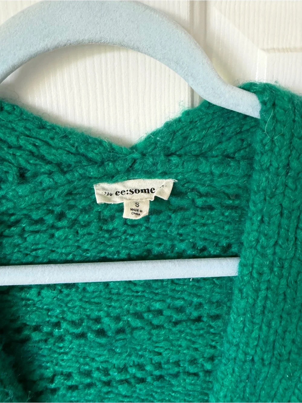 eesome Cropped V-Neck Teal Green Button Cardigan